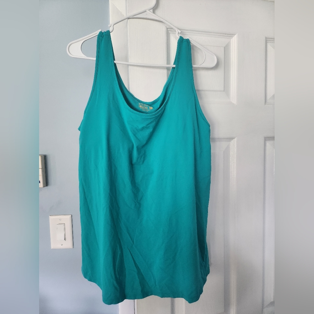 Lilly Pulitzer Luxletic top XL